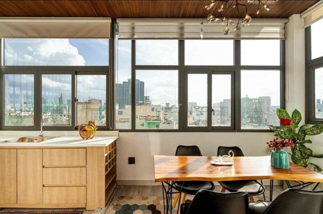 High Glass View Center D1 *